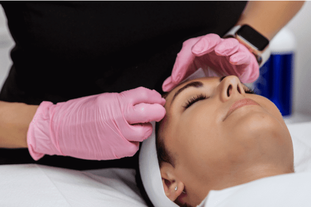 Hydrafacials: Your Skin’s New Best Friend (Trust Me, You’ll Be Obsessed)